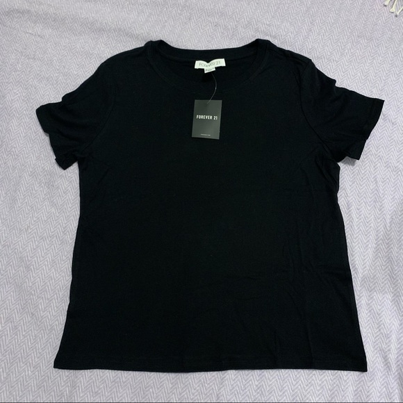 Forever 21 Tops - Forever 21 Black Short Sleeve Shirt